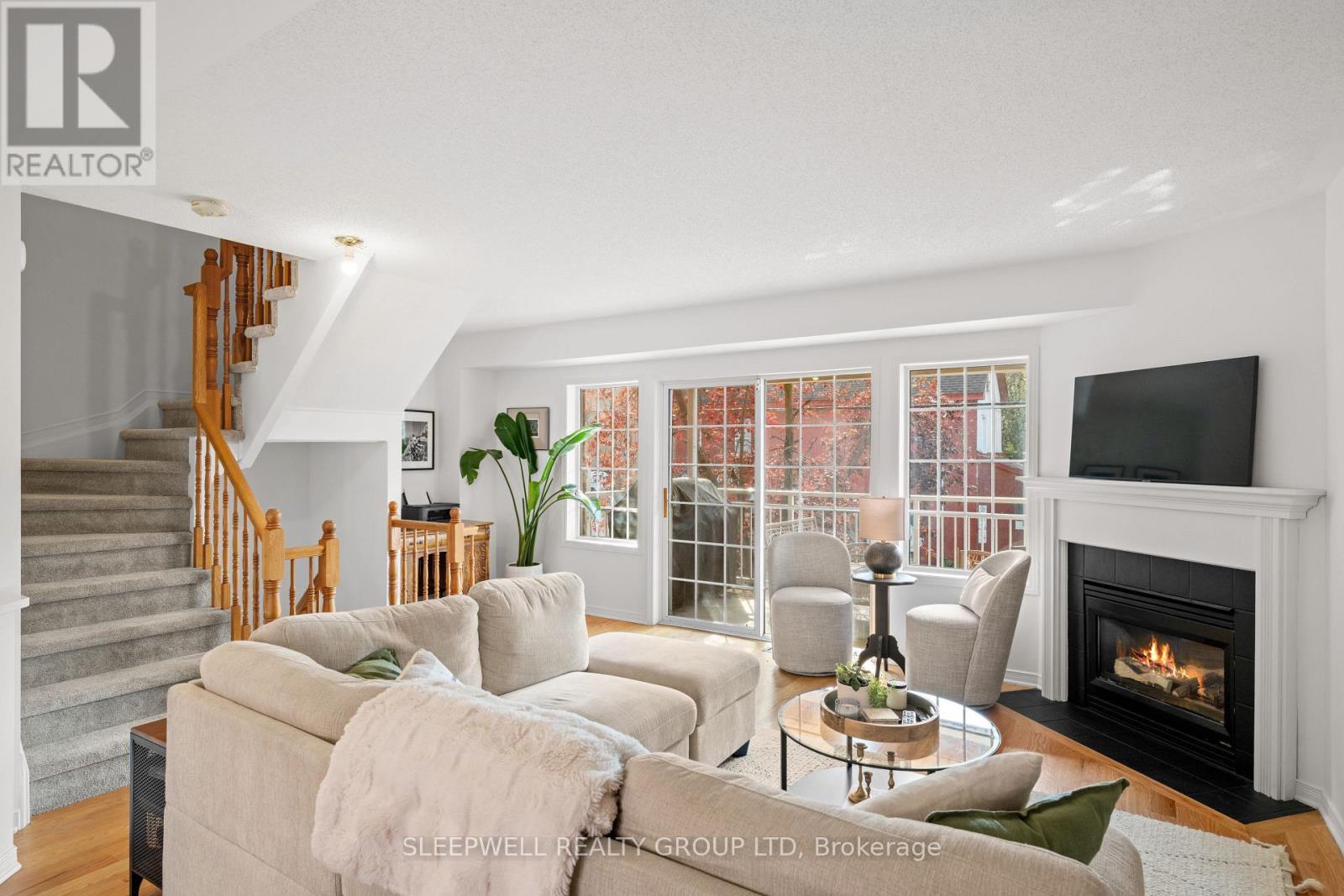 463 Cooper Street, Ottawa, ON