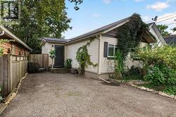 93 LINCOLN ROAD E Fort Erie (Crystal Beach), ON L0S 1B0
