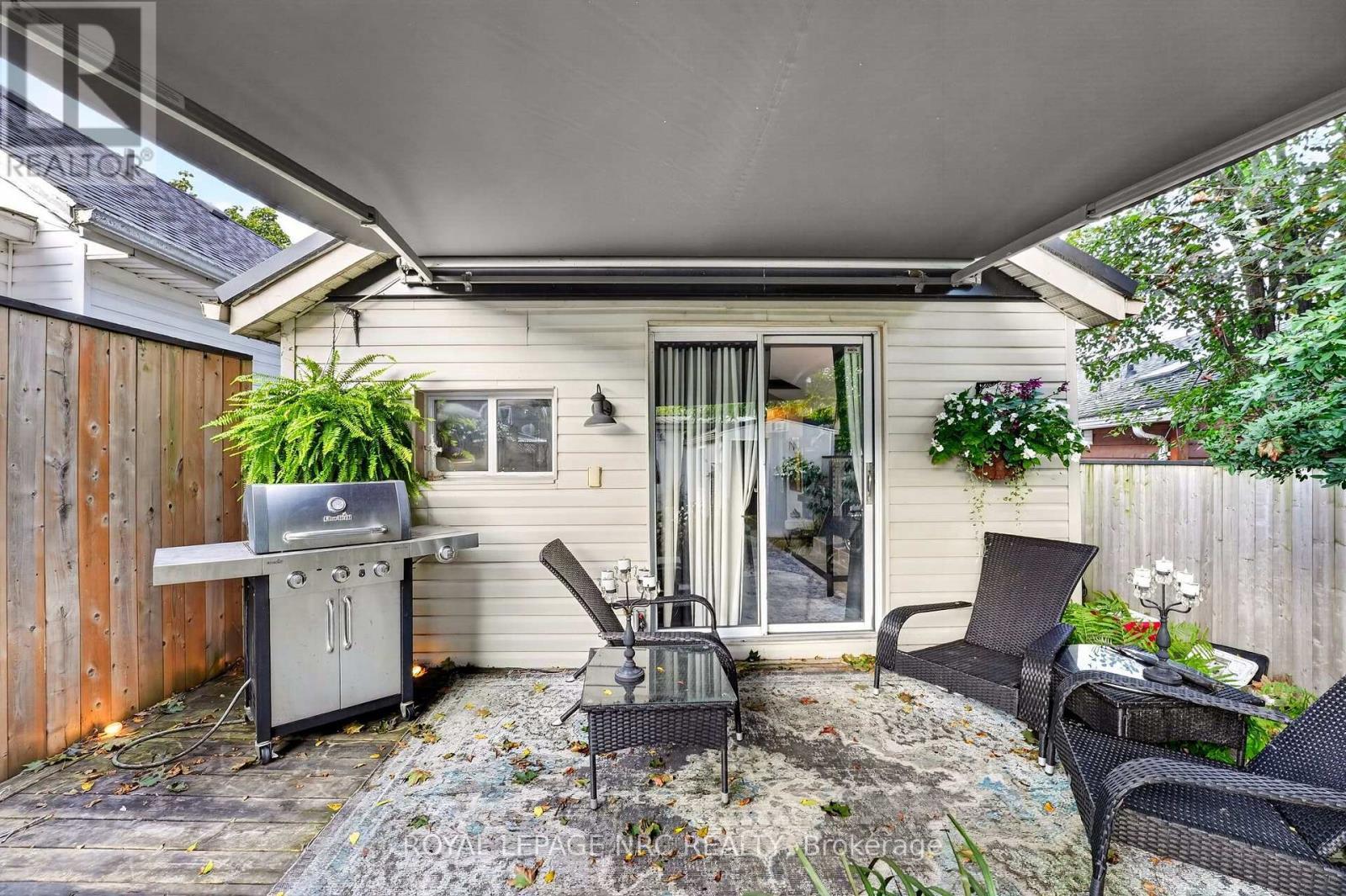 93 Lincoln Road E, Fort Erie (Crystal Beach), ON