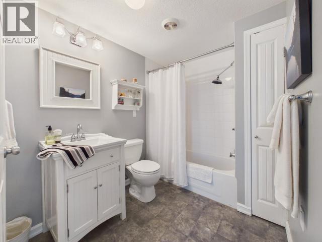 11070 Highway 101, Powell River, BC