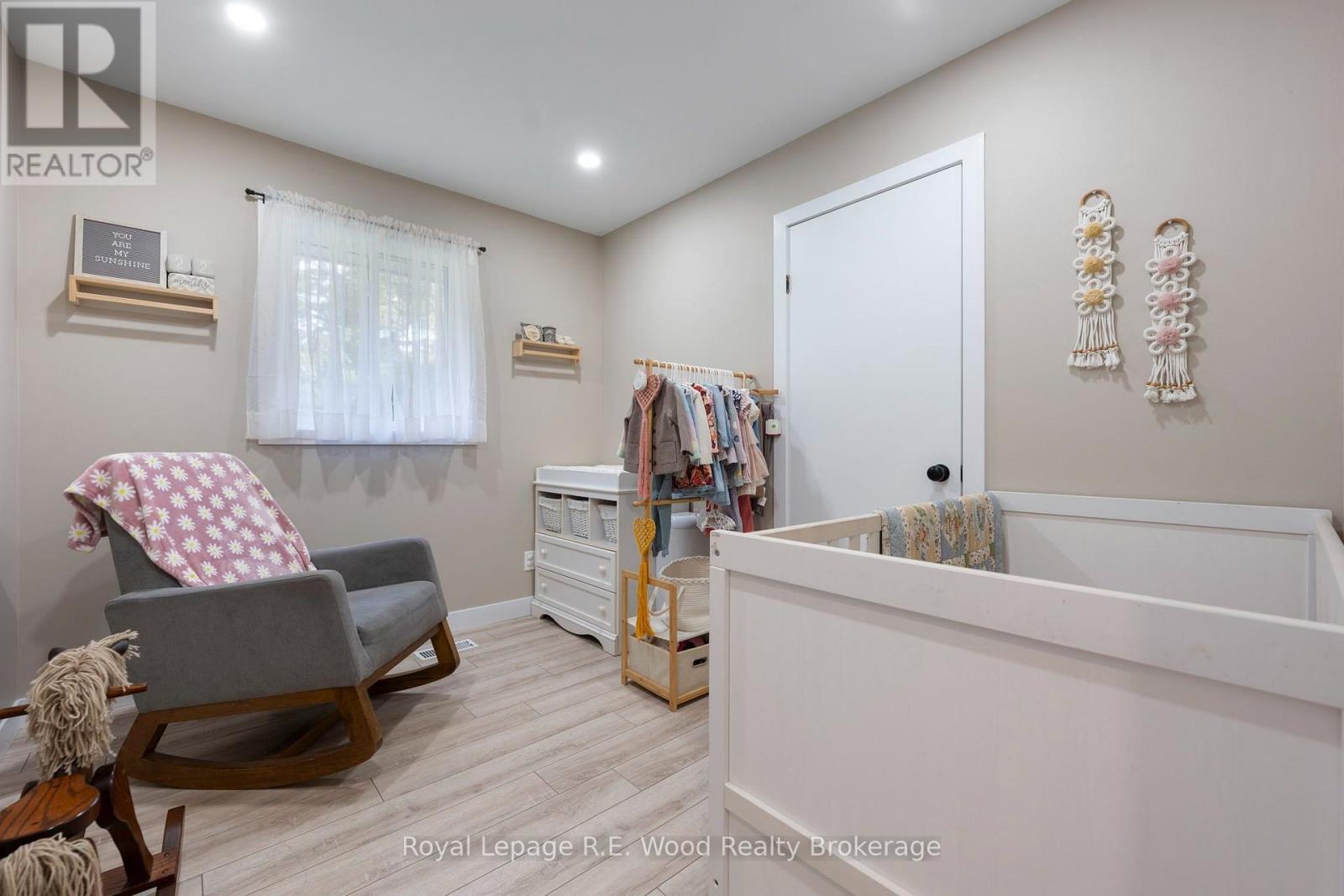 19 Queen Street E, Norwich (Otterville), ON
