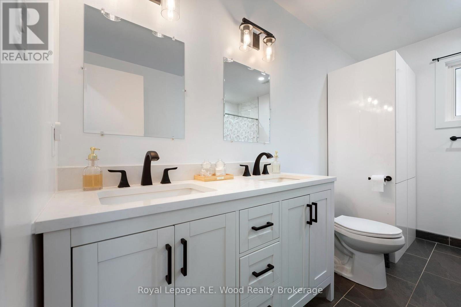 19 Queen Street E, Norwich (Otterville), ON
