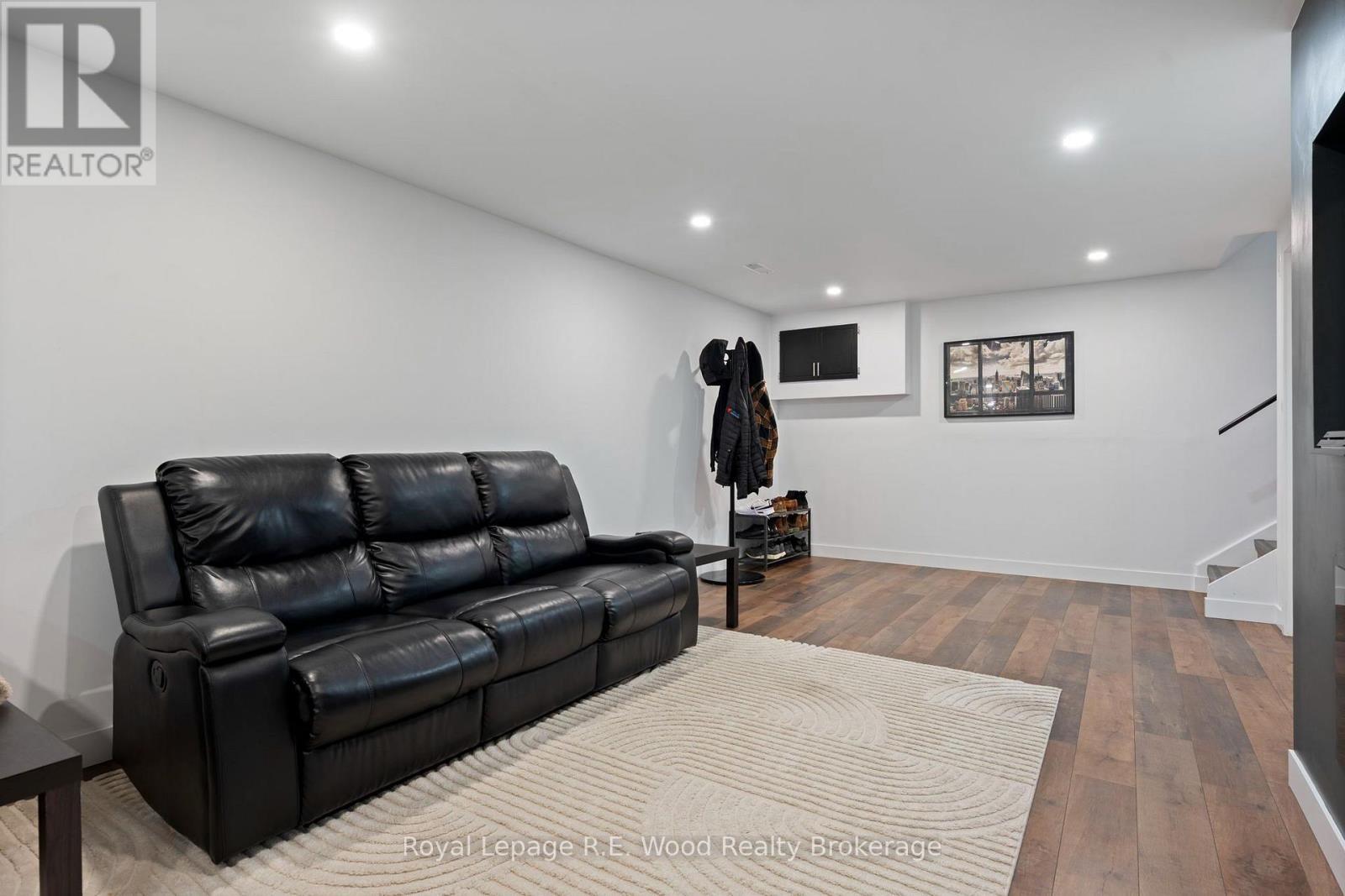 19 Queen Street E, Norwich (Otterville), ON