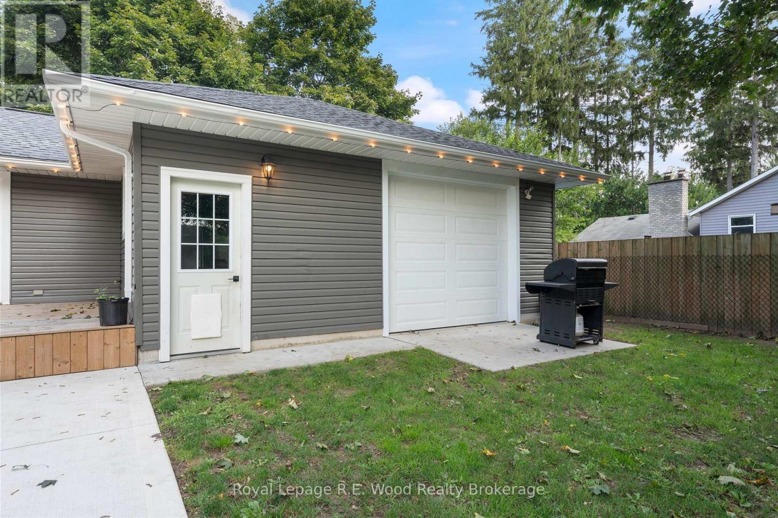 19 Queen Street E, Norwich (Otterville), ON