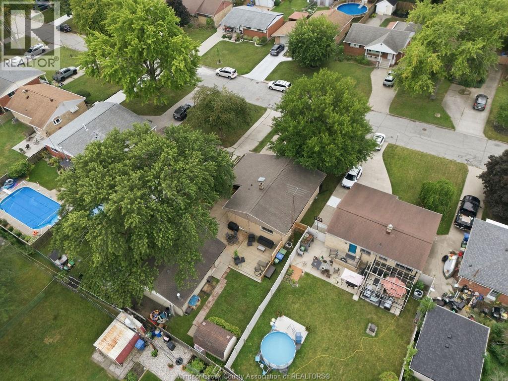 1208 Belleperche, Windsor, ON