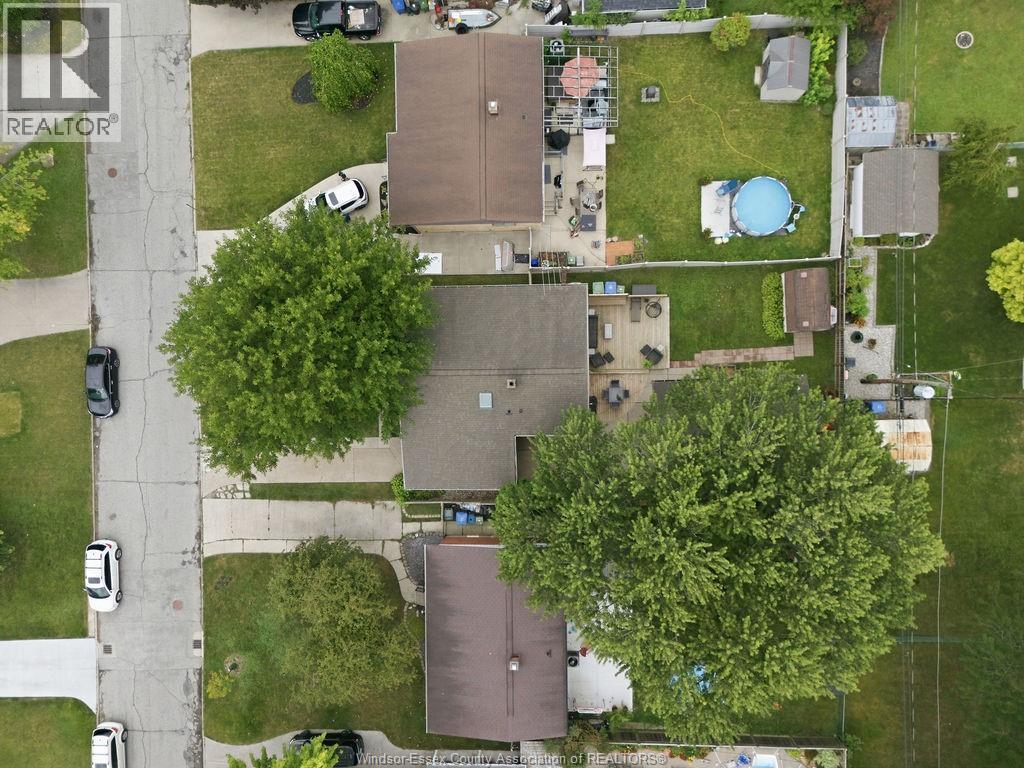 1208 Belleperche, Windsor, ON