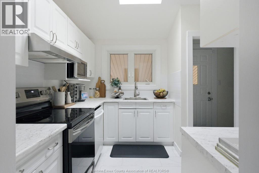1208 Belleperche, Windsor, ON