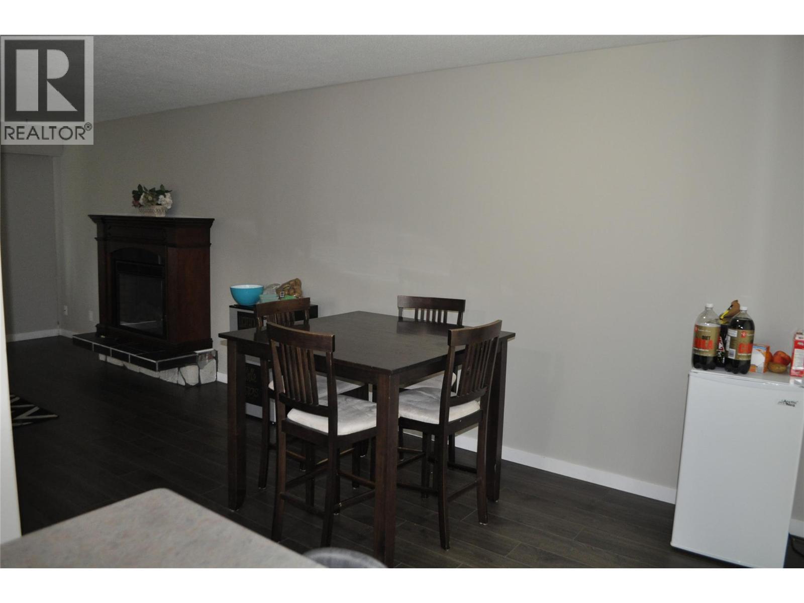 645 Pinetree Road, Kelowna, BC