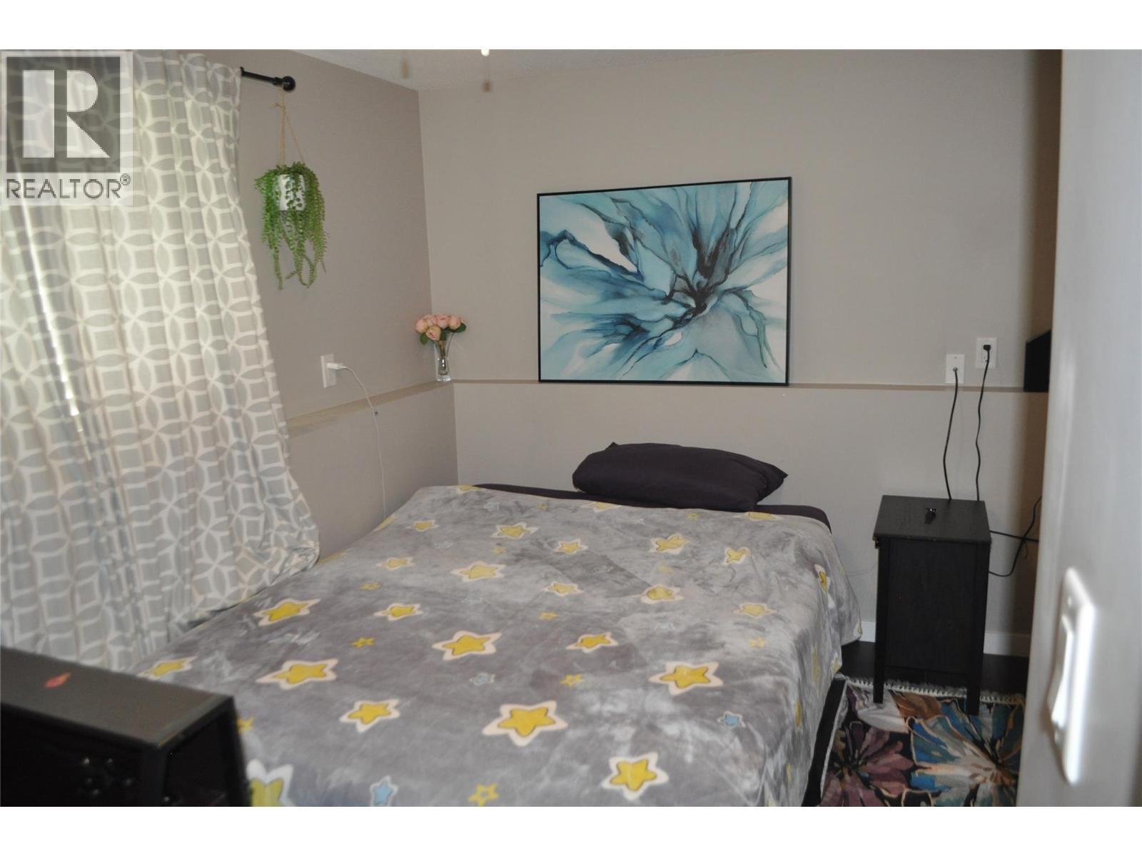 645 Pinetree Road, Kelowna, BC