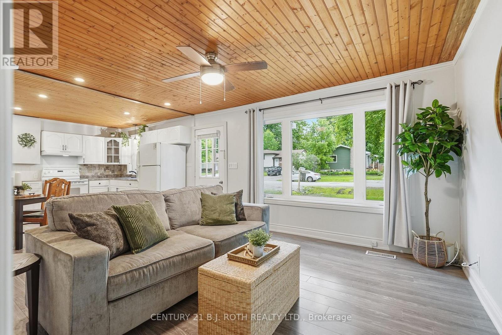 3408 Coronation Avenue, Severn, ON