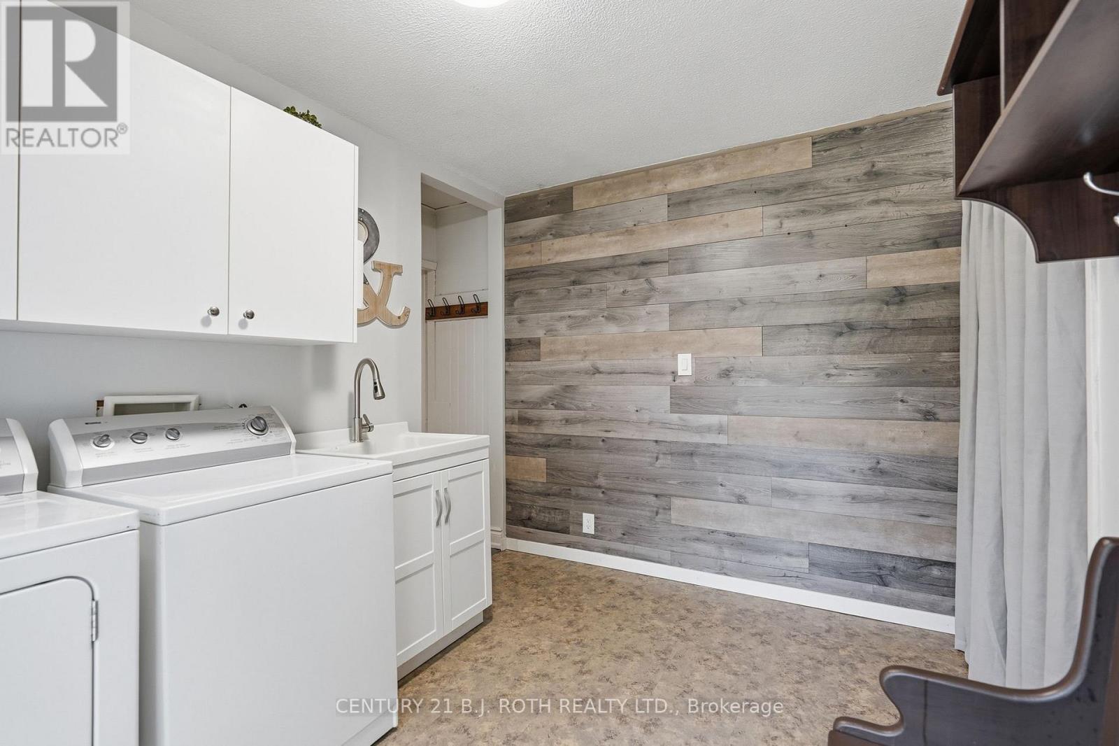 3408 Coronation Avenue, Severn, ON