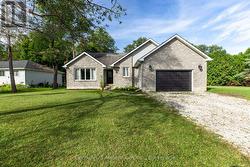 103 DORENA CRESCENT South Bruce Peninsula, ON N0H 2G0