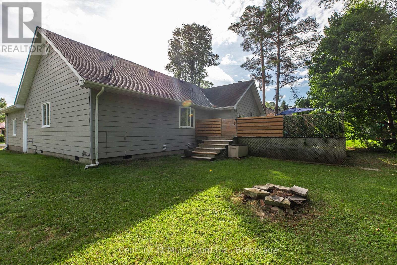 103 Dorena Crescent, South Bruce Peninsula, ON
