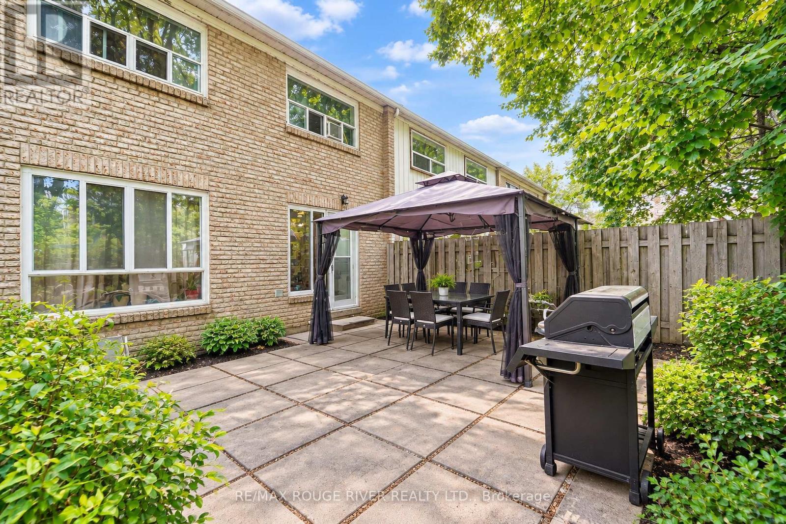 3 - 9 Gosford Boulevard, Toronto, ON