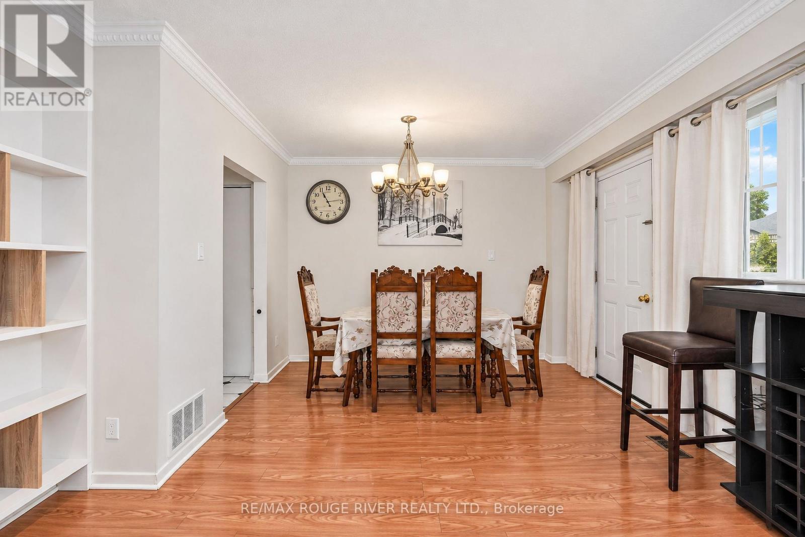 3 - 9 Gosford Boulevard, Toronto, ON