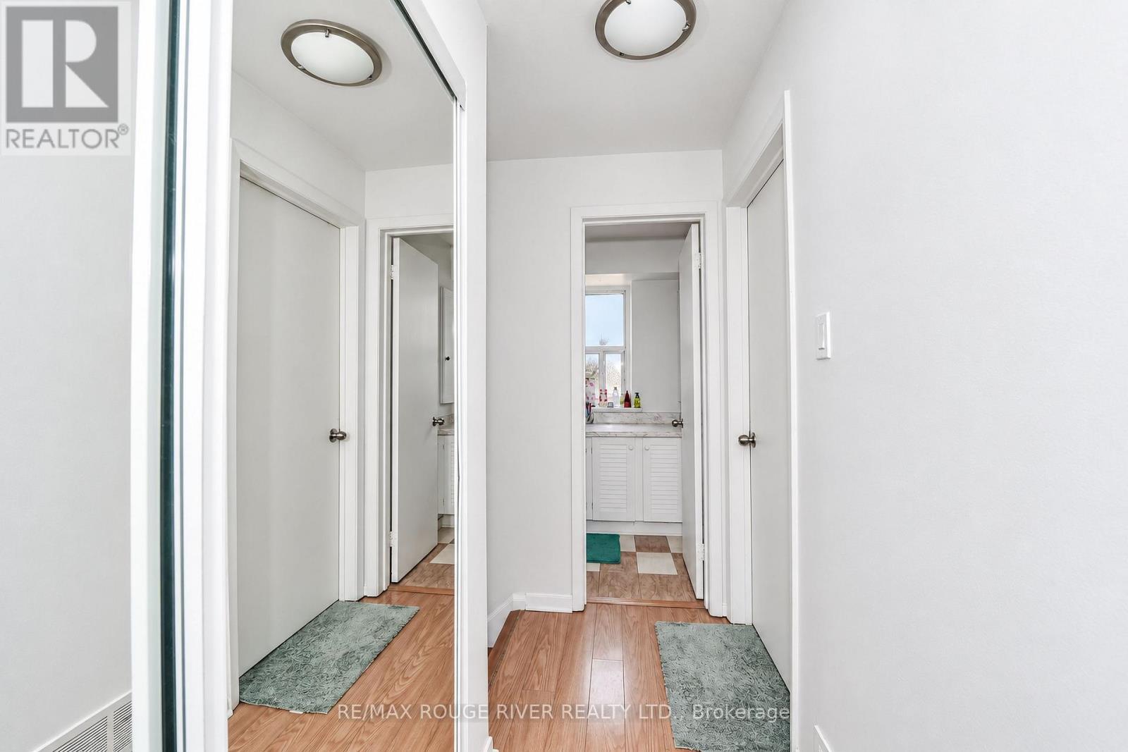3 - 9 Gosford Boulevard, Toronto, ON