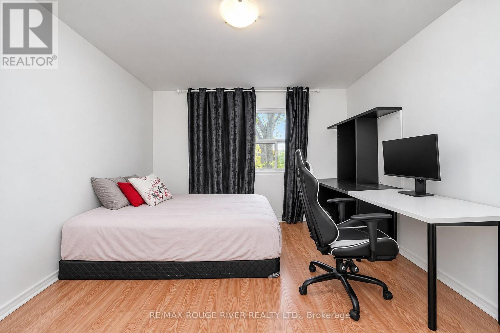 3 - 9 Gosford Boulevard, Toronto, ON