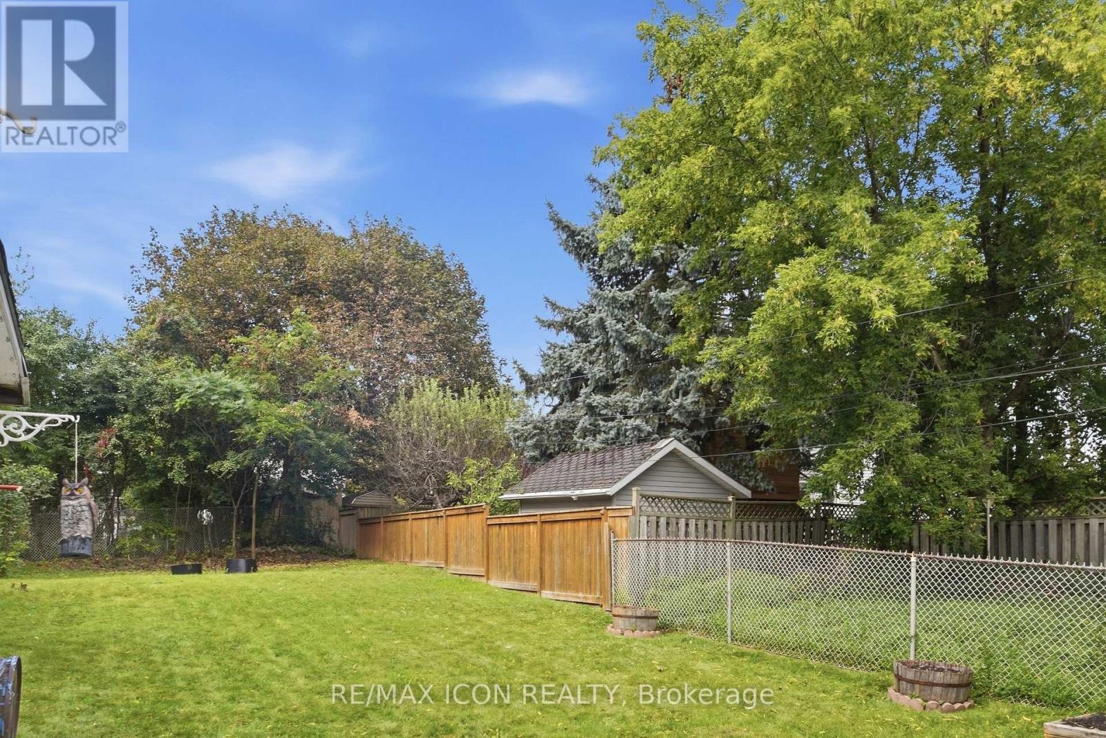 423 Lawrence Avenue, Kitchener, ON