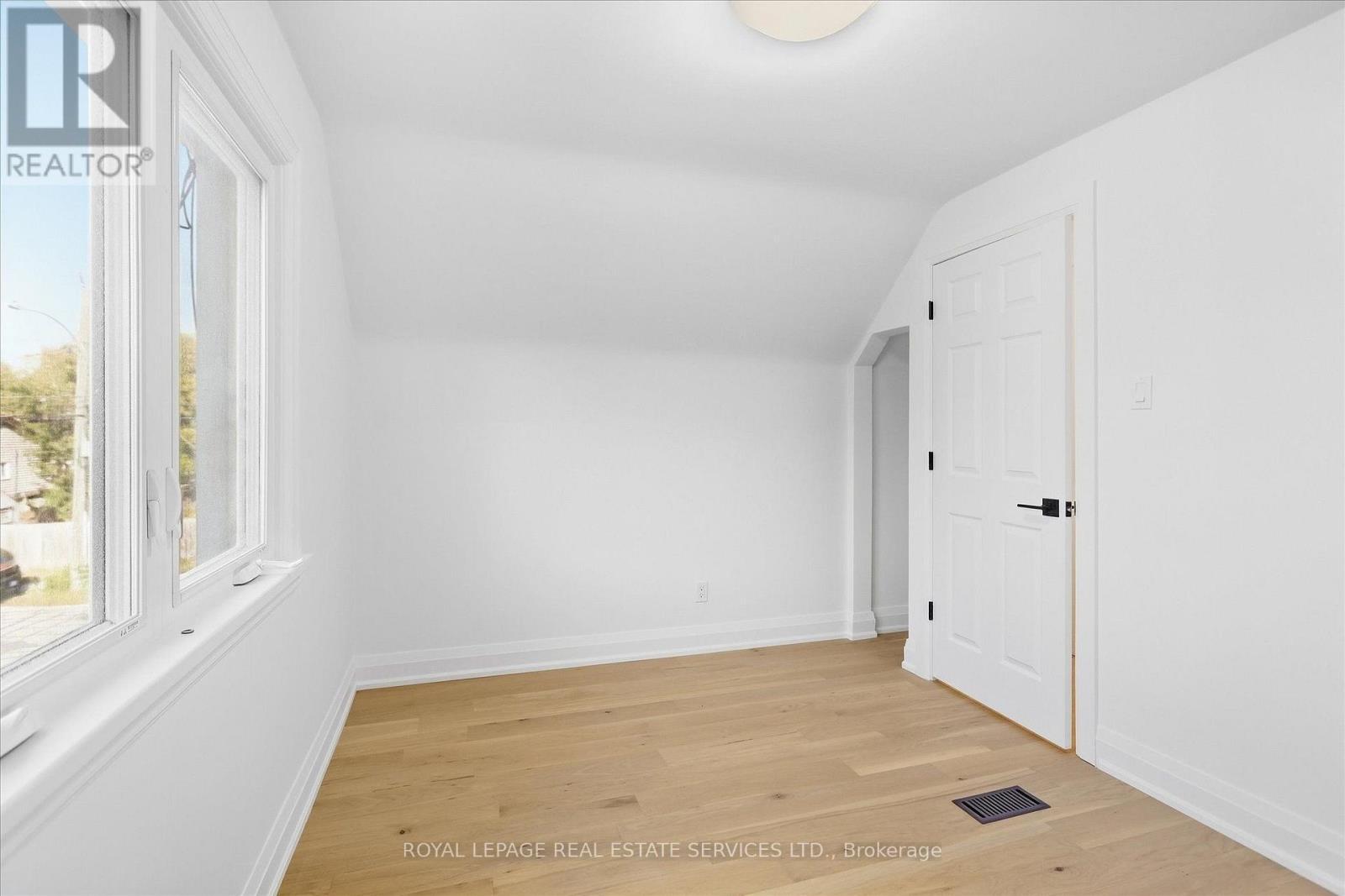 193 Rutherford Avenue, Peterborough, ON