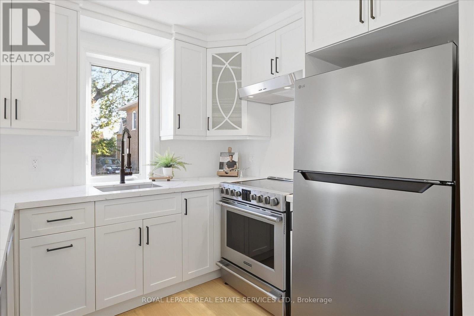 New Stainless Steel Appliances - 193 Rutherford Avenue, Peterborough, ON