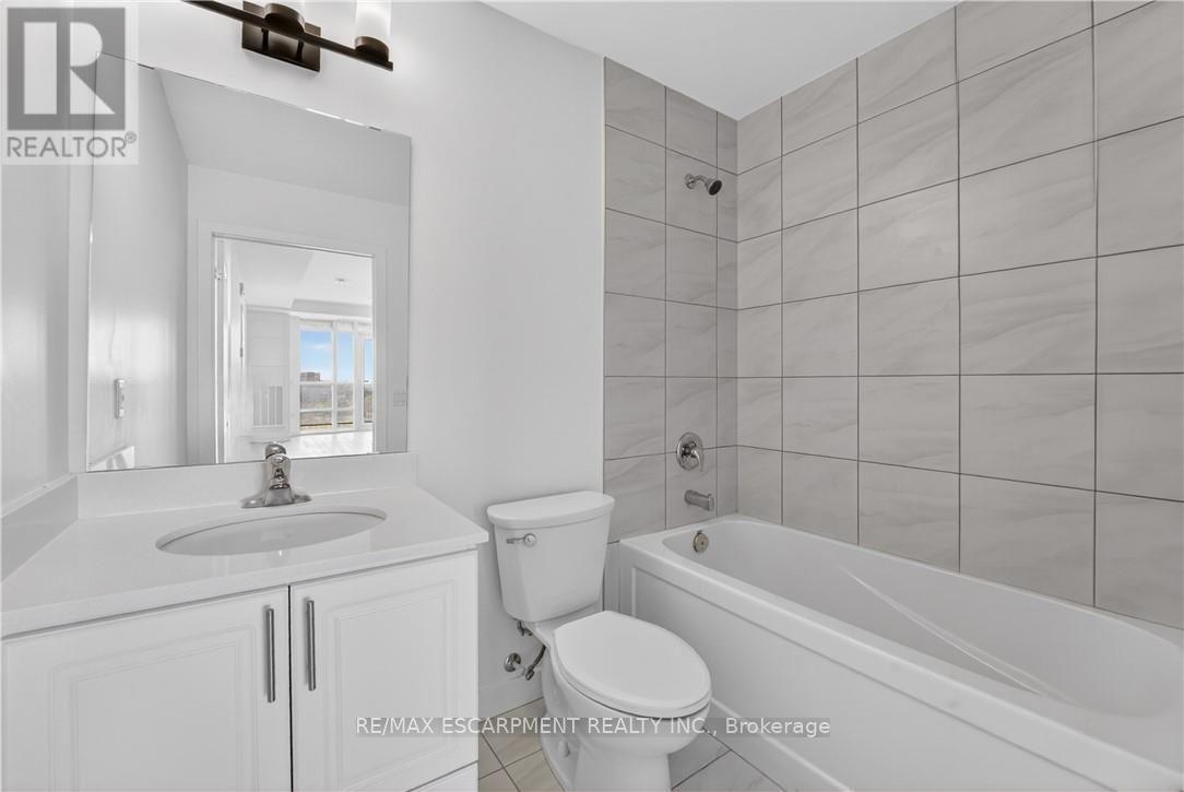 718 - 461 Green Road, Hamilton, ON