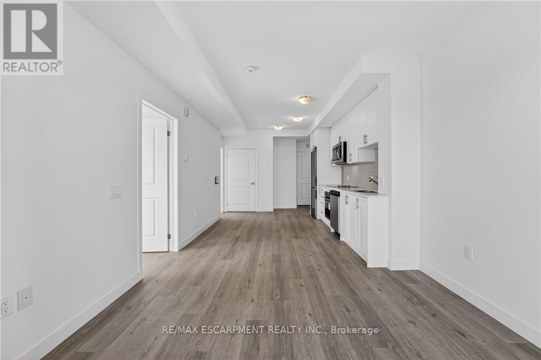718 - 461 Green Road, Hamilton, ON