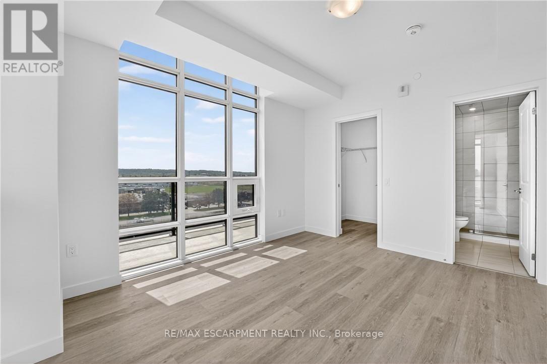 718 - 461 Green Road, Hamilton, ON