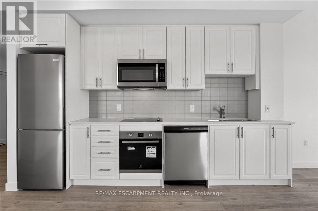 718 - 461 Green Road, Hamilton, ON