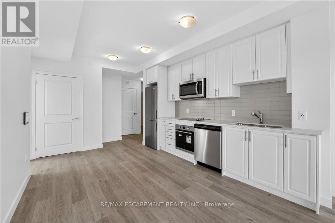 718 - 461 Green Road, Hamilton, ON