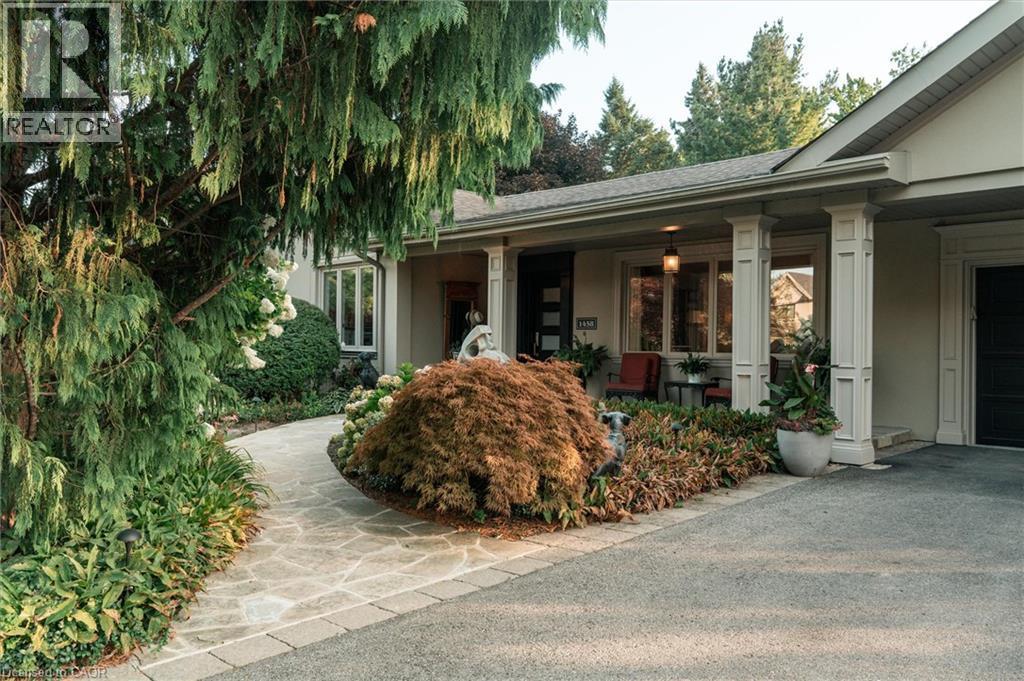 1458 Broadmoor Avenue, Mississauga, ON