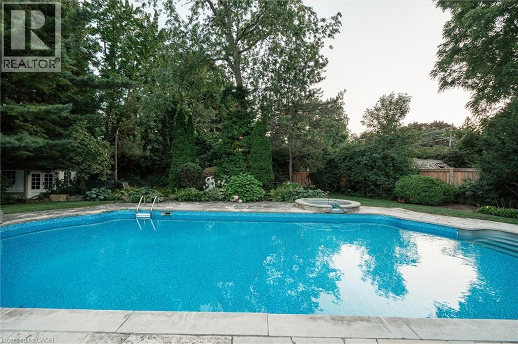 1458 Broadmoor Avenue, Mississauga, ON