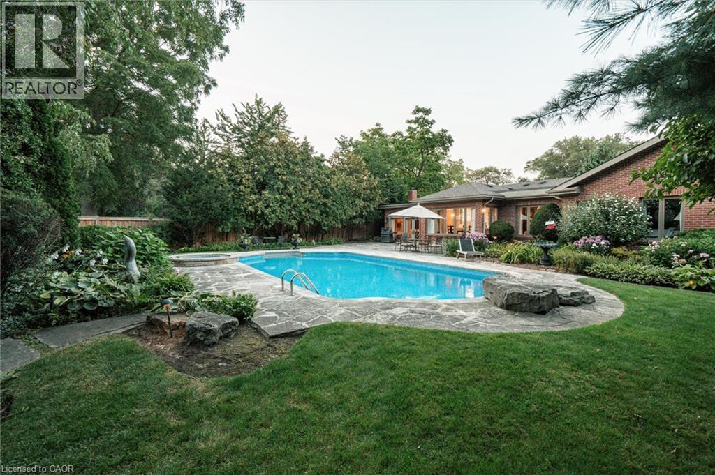 1458 Broadmoor Avenue, Mississauga, ON