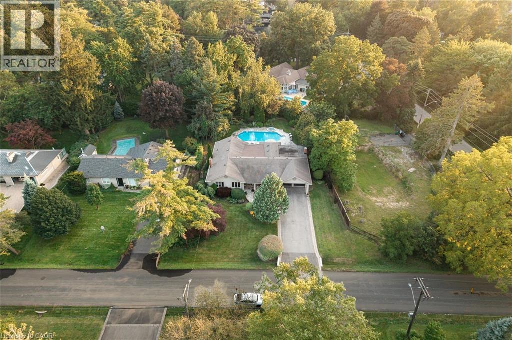 1458 Broadmoor Avenue, Mississauga, ON