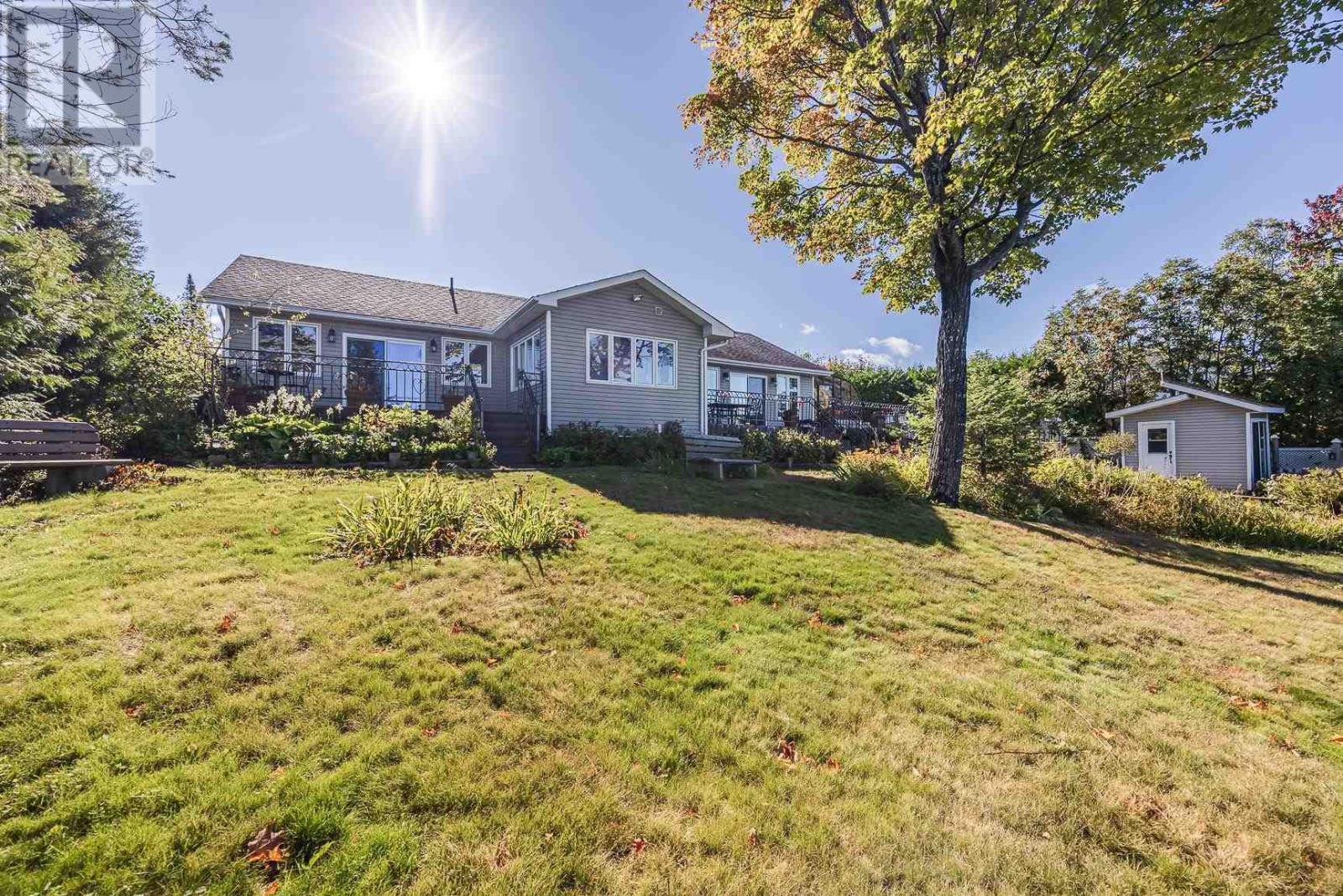 1944 Havilland Shores Dr, Goulais River, ON