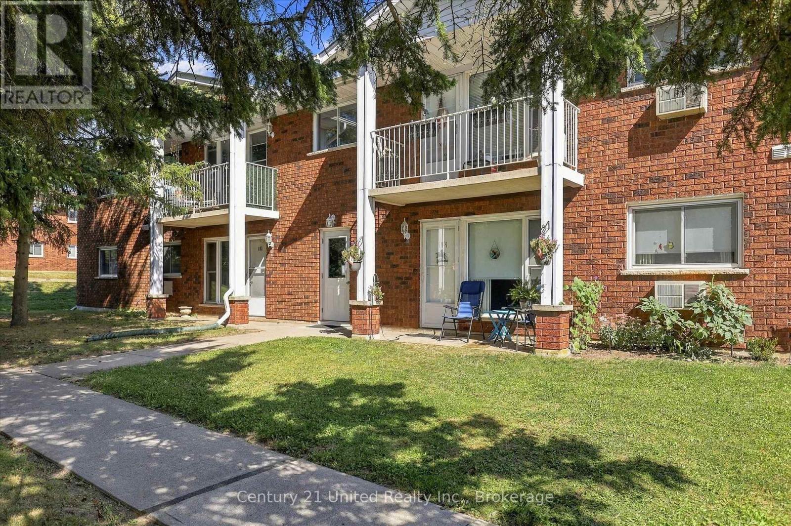 202 - 2406 Mountland Drive, Peterborough (Monaghan Ward 2), ON