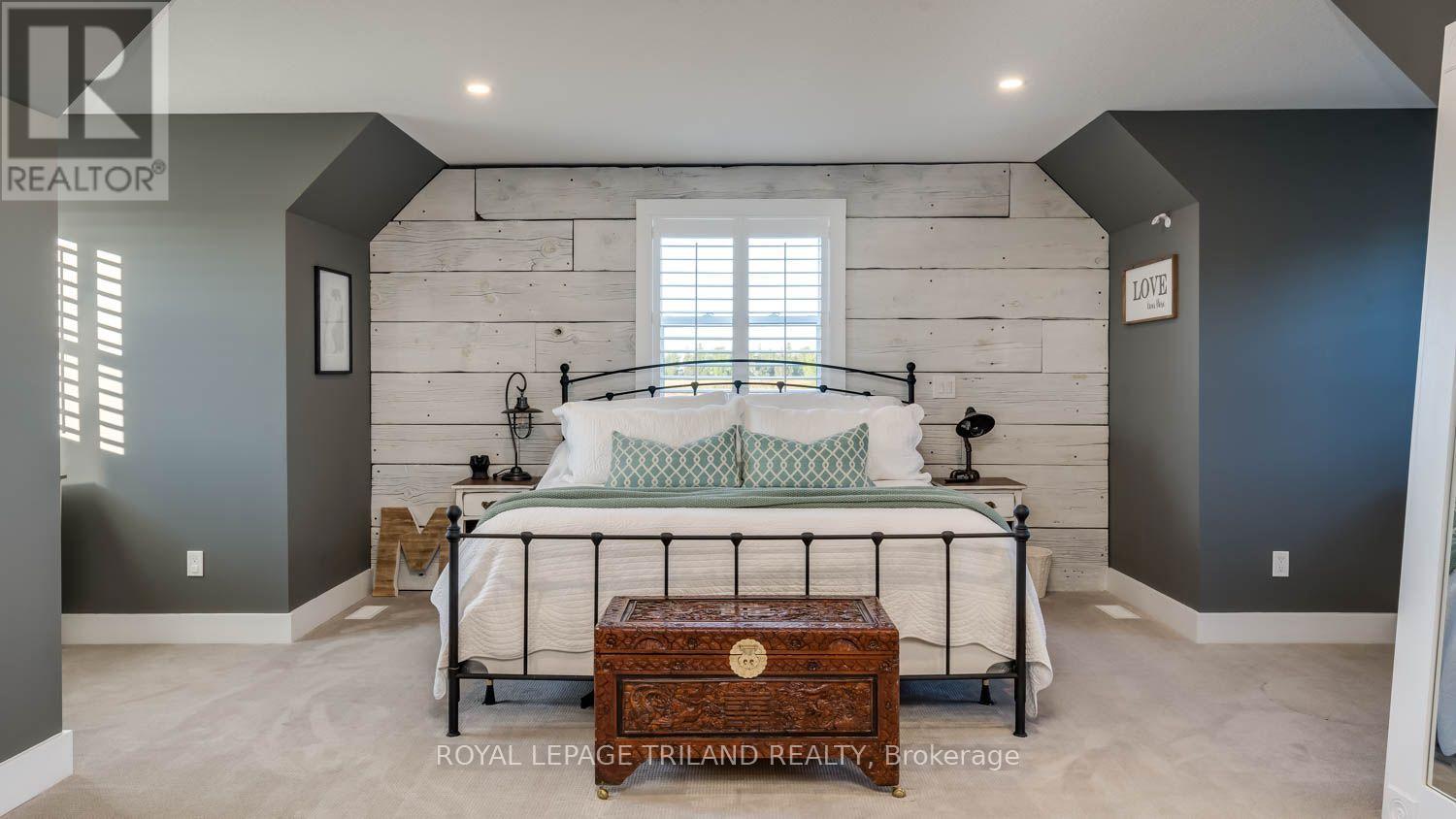 Massive primary bedroom - 11688 Charlton Drive, Middlesex Centre, ON