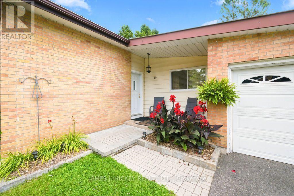 80 Frontenac Crescent, Deep River, ON