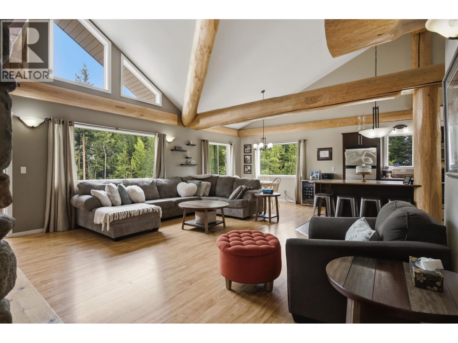 1898 Ross Road, Williams Lake, BC