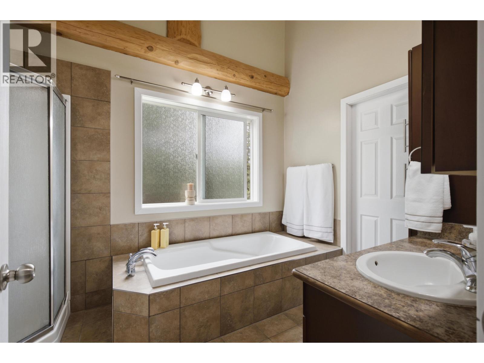 1898 Ross Road, Williams Lake, BC