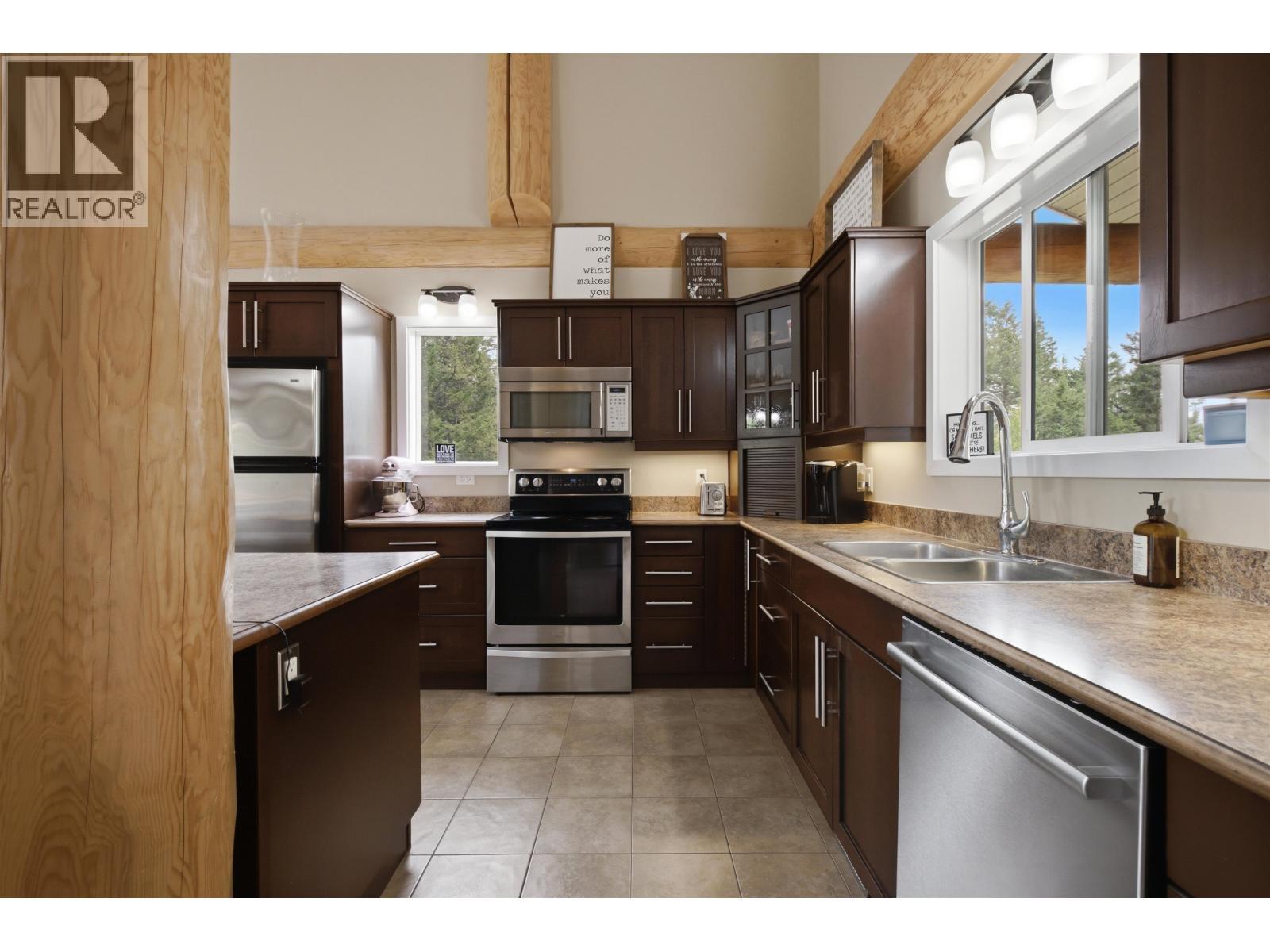 1898 Ross Road, Williams Lake, BC