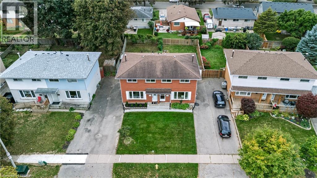 33 Coachwood Road, Brantford, ON