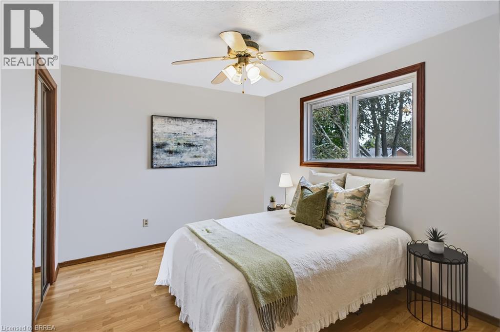 33 Coachwood Road, Brantford, ON