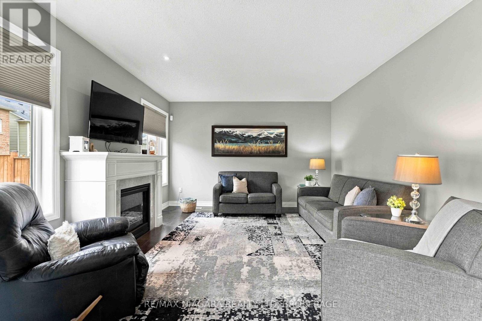 15 Fox Grape Road, Thorold (Confederation Heights), ON
