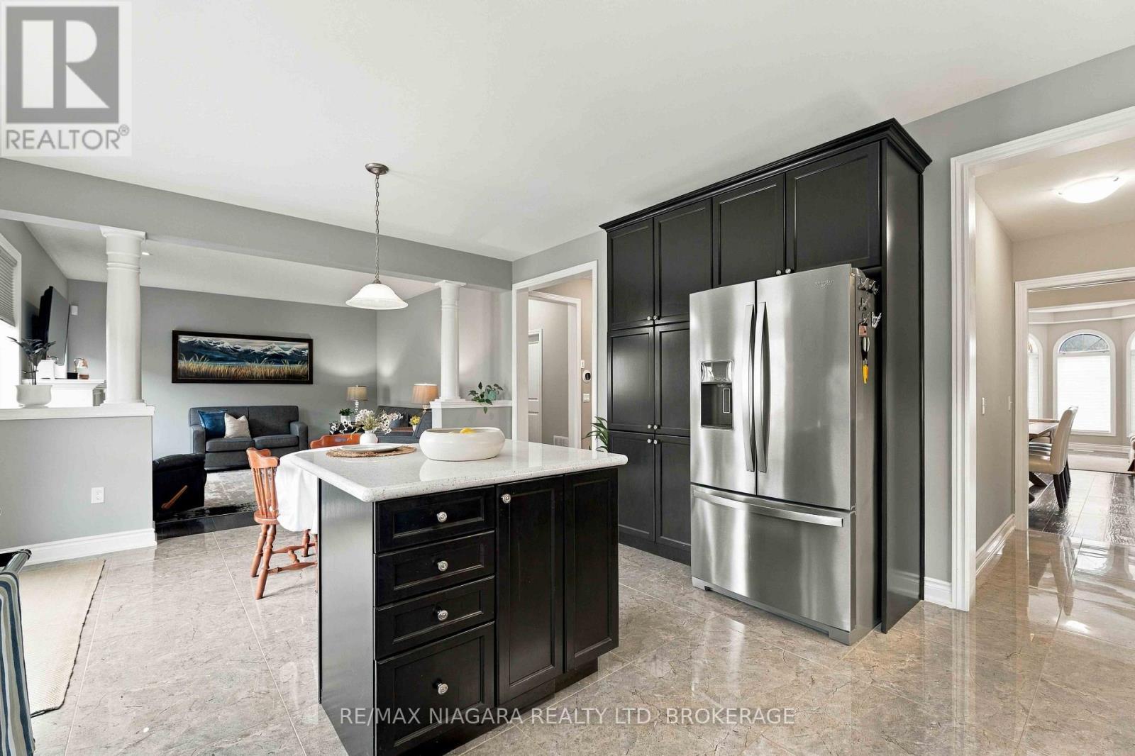 15 Fox Grape Road, Thorold (Confederation Heights), ON