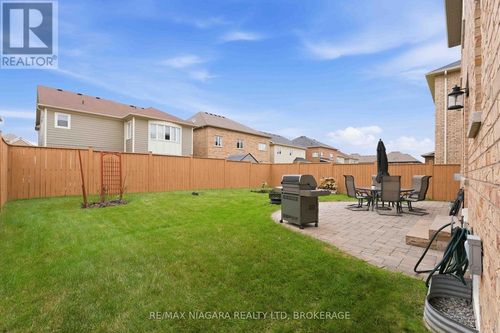 15 Fox Grape Road, Thorold (Confederation Heights), ON