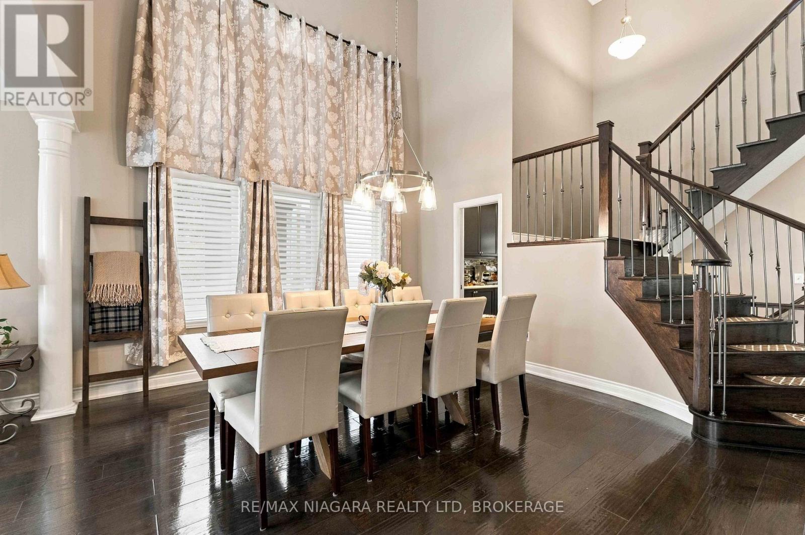 15 Fox Grape Road, Thorold (Confederation Heights), ON