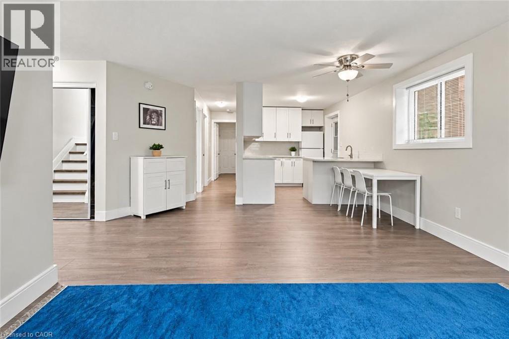 26 Renfrew Street E, Caledonia, ON