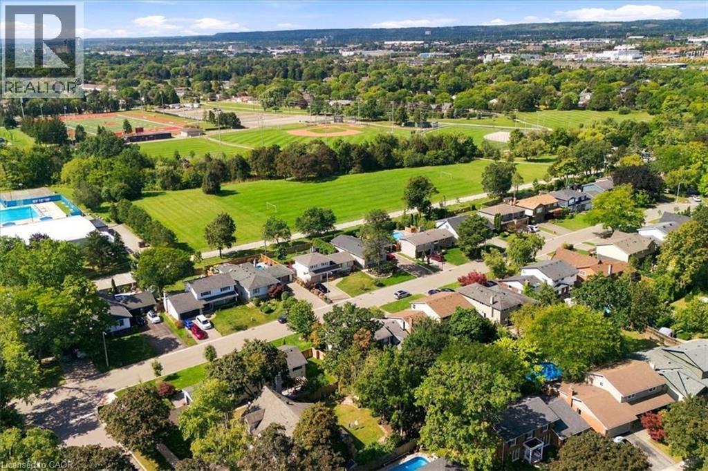 26 Renfrew Street E, Caledonia, ON