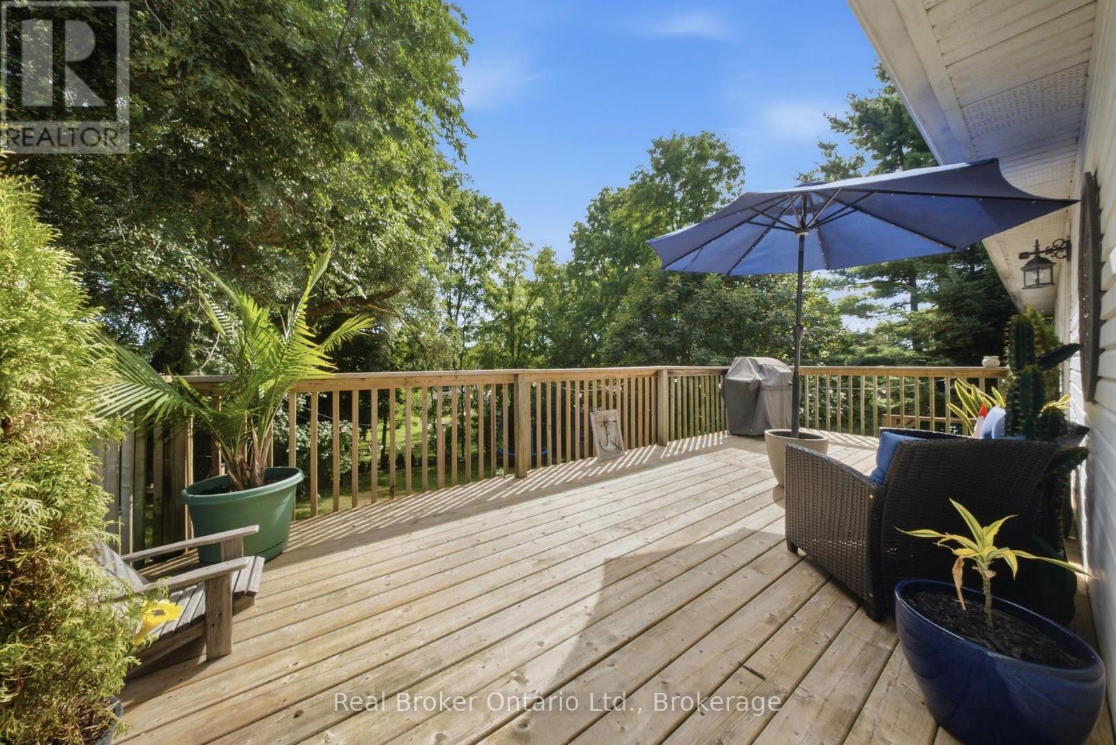 11 Dundas Street W, Brant (Paris), ON