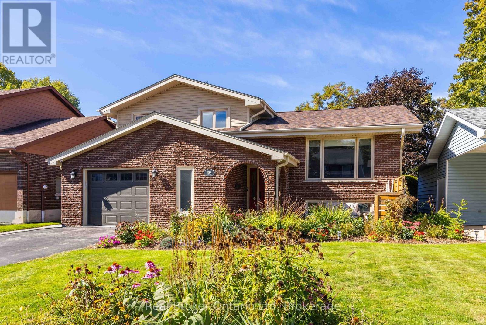 126 5Th Avenue E, Owen Sound, ON